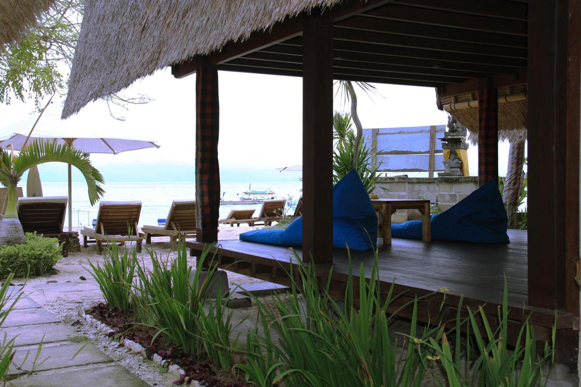 Molamola House Hotel Nusa Lembongan  Bilik gambar