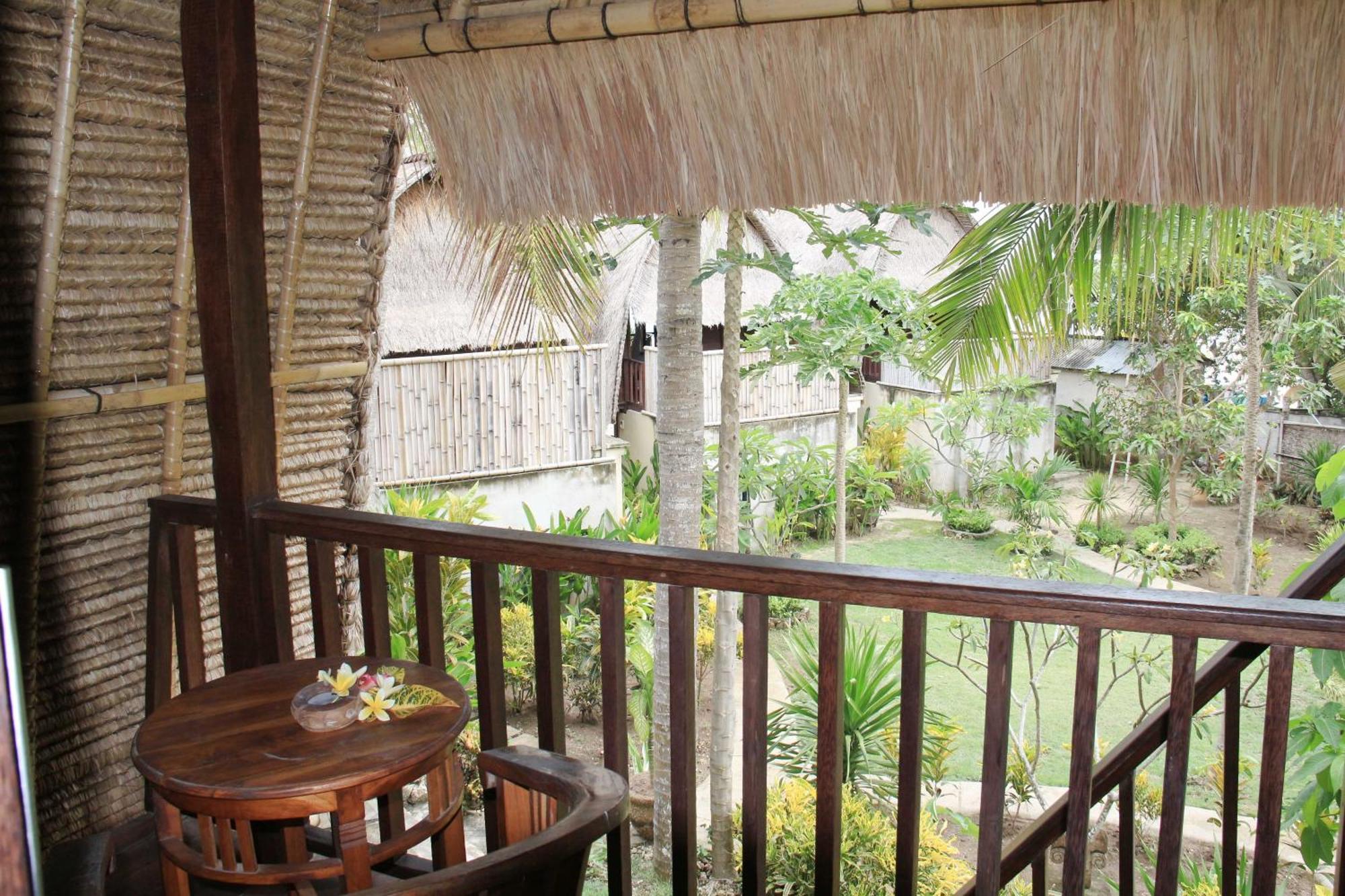 Molamola House Hotel Nusa Lembongan  Bilik gambar